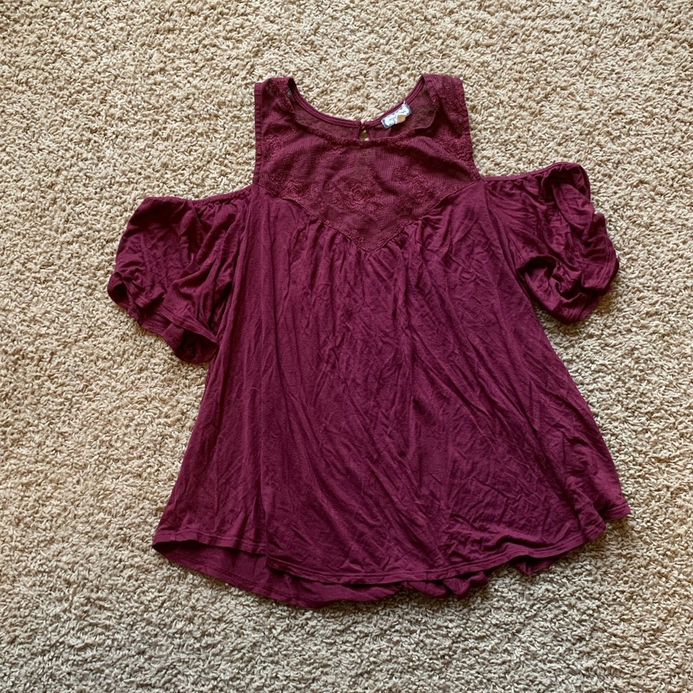 Cut out shoulder top